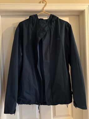 Ascend rain jacket with hood navy blue
